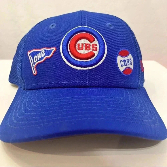 MLB Other - Chicago Cubs hat trucker hat 9Forty New Era blue with logo and patches